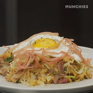 58K views · 23 reactions | Executive chef Floyd Cardoz of Paowalla shows us how to make kottu roti, topped with pickled onions and a fried egg. | VICE Video | Facebook