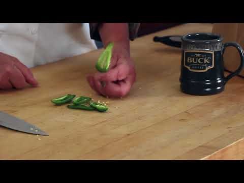 How to cut and clean jalapeno peppers