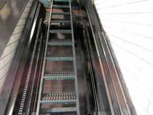 Hütter diagonal chain driven glass elevator at Hauptbahnhof Süd subway station in Hamburg
