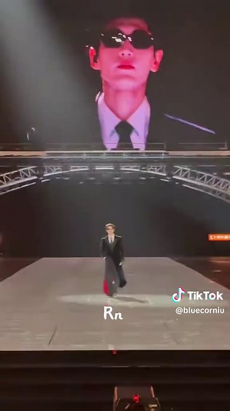 Zhang Linghe Kinghe performance highlights at Hunan TV New Year Concert 2026