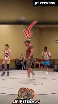 Todo sucedió en un torneo escolar de lucha libre,donde la tensión ya se palpaba en el aire
