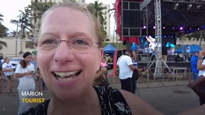 Hundreds of Cubans bid farewell to a challenging 2024 by dancing in the streets of Havana