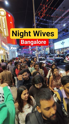 Night Life Mg Road Bangalore #cytour #nightlife #bangalore