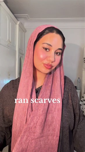 ‏ruffled scarves @RanScarves
