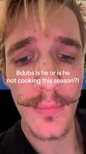 Obadiah Casino on Instagram: "#greenscreen how y’all liking bdubs base so far?! #hermitcraft#minecraft#bdubs#building"