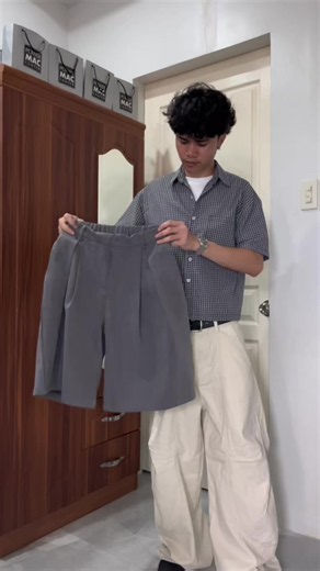 Pleated Jorts Outfit Ideas: Stylish Ways to Wear Jorts