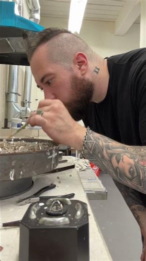 Super speed soldering setup Bench 🙌🏻 #jewelrymaking