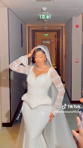 Vidéos de Dave Vision Officiel 📸 (@davevisionofficiel) avec son original - Dave Vision Officiel 📸
