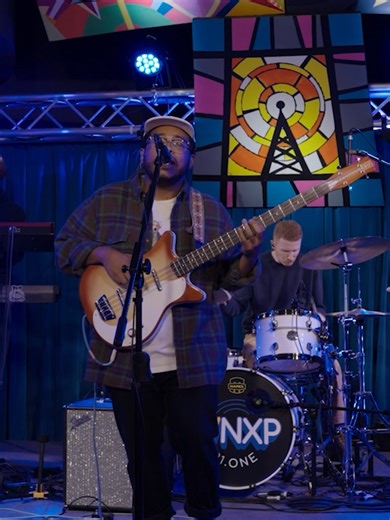 WILLIS live at WNXP - full session on YouTube