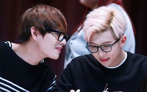 【防弹少年团】4 O'Clock - V x Rap Monster【歌词版-Lyrics Ver】