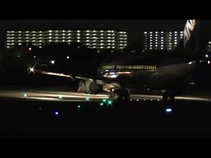ANA B737-500 夜間 離陸大阪伊丹空港 下河原公園前から離陸 20150715
