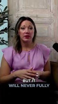 Color doesn’t exist in isolation. It reflects and reacts to everything around it.