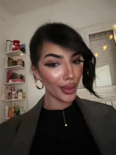 Vidéos de Miss modele Annaba (@ayati957) avec original sound - 𝐄𝐋 𝐇𝐀𝐃𝐈 🍾