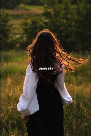 shake the body like belly dancer # music #edits #melody edits