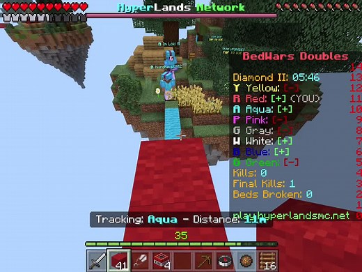 Exploring Hyperlands Minecraft Server After a Break