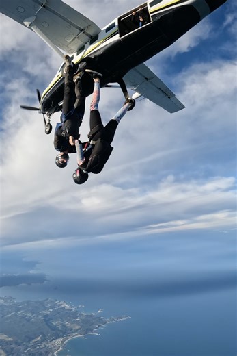 🔙 Flashback to the 2025 Australian Skydiving Championships 🎞️ When Team ‘Fusion’ set a new Australian record in 2-Way VFS Open 🤩 An outstanding 15 points in time! Who’s coming to raise the bar even higher this year? 👀 Rego now OPEN! ➡️ Link in Bio - 2026 Australian Championships 📎 🎥 Heath Baird | 📍 SKYONE Moruya | Australian Parachute Federation