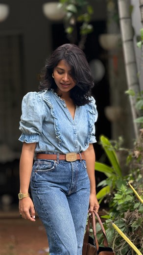 Steffhy Antony on Instagram: "𝐒𝐭𝐲𝐥𝐞𝐝 𝐟𝐫𝐨𝐦 𝐦𝐲 𝐒𝐚𝐯𝐞𝐬 – 𝐖𝐢𝐭𝐡 𝐒𝐭𝐞𝐟𝐟🩶 𝐄𝐩𝐢𝐬𝐨𝐝𝐞 3 Nothing super fancy but two staple pieces together ! One of the comfiest look which can be dressed up or down :) #casual #workday #blogger #fashionblogger #coimbatoreblogger #workday #steffstylingseries #styledfromthesave #explorerpage"