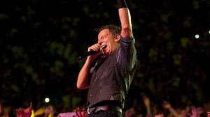 Bruce Springsteen Dusts Off 'Jersey Girl' In The Netherlands