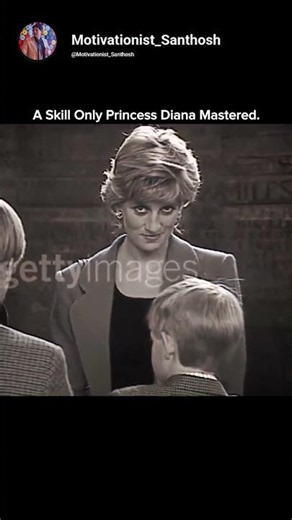 Princess Diana Noticed Every Camera… 📸👑❤️