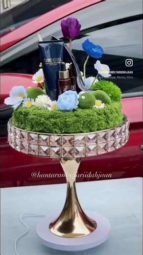 A fragrance that tells a story Luxury, elegance & a hint of love, the perfect hantaran for a couple beginning their journey together..🫶🏼✨🌿 Book early to secure your date !🫶🏼✨🌿 #hennanight #hantaranpernikahan #hantaranmurah #weddingmuslim #hantaran