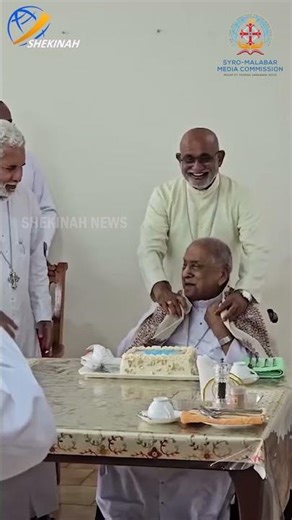 തട്ടിൽ പിതാവിന് സപ്തതി ആഘോഷങ്ങൾ നേരാൻ 100 പിന്നിട്ട പള്ളിക്കാപറമ്പിൽ പിതാവ് എത്തിയപ്പോൾ