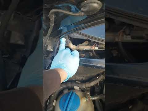 Mk5 VW Golf bonnet hood cable replacement