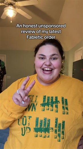 A little unsponsored honest review of my latest Fabletics order that I had to place so I could use my member credits I racked up because I kept forgetting to cancel. 🤦‍♀️ #theloseitlog #wljourney #healthJourney #fabletics #plussizegymwear
