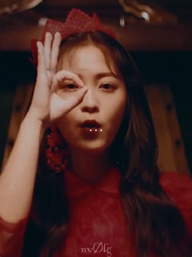 one of my favorite red velvet mvs #redvelvet #reveluv #foryou #peekaboo #redvelvet_smtown