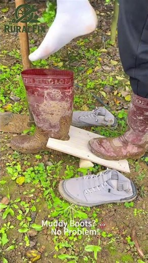 The Ultimate Boot Jack Hack! 👢 Keep Your Hands Clean Forever! #lifehacks #muddy