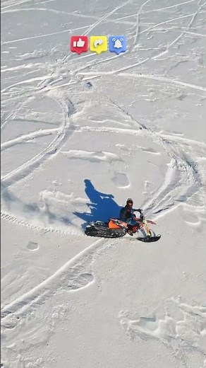 Crazy Ice Riding! Motorbike on Frozen Road ❄️