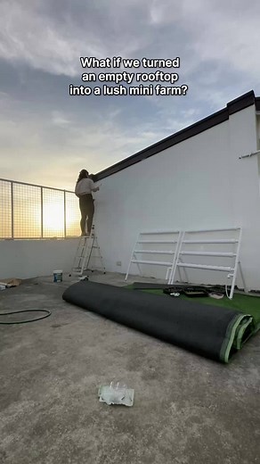 Shop link in the comments🌿 . . I never imagined I could grow this much food in such a small space — but it’s possible! Fresh, pesticide-free veggies growing right inside my apartment. No soil, no digging, no mess. Just clean, homegrown food all year round. Each mini farm can grow up to 36 vegetables every month, so I always have fresh greens to harvest and cook with — and it feels amazing knowing exactly where my food comes from. If you’ve been wanting to start too, I made it super simple: I pu