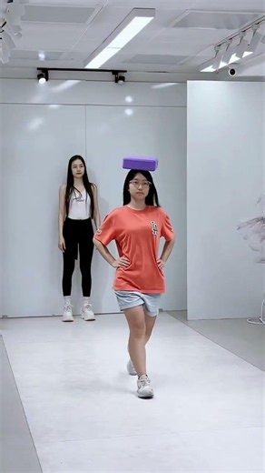 Catwalk thiếu nhi C Model Kids: Dáng đi chuẩn, thần thái nhí toả sáng! #Shorts