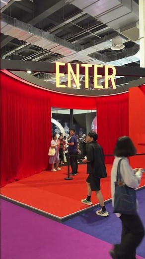 @Science fiction and art enthusiasts!