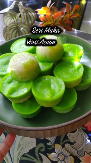 RESEPI SERI MUKA VERSI ACUAN 💚😍 jom save 😁 boleh tambah resepi untuk juadah berbuka puasa nanti 🌙🥰 #kuihserimuka #homecooking #simplerecipe #trending #fypシ