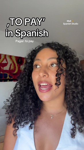 To pay in Spanish, another way to say “Where can I pay?” In Spanish you might hear in Latin America #spanish #learningspanish #spanishtiktok #español #latina #hispanic #spanishtutor #teachersoftiktok #spanishteacher #aprendiendoespañol #polyglot #spanishclass #language #lernontiktok #longervideos