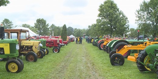 Edgar Steam Show returns with tractors, trains, and some history lessons
