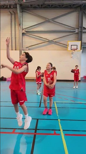 U11 F. échauffement 🥵 #basketball