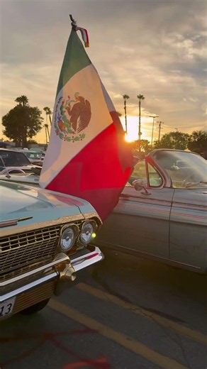 Mexico Game Day 🇲🇽 Lowriders, Sunset & Sunday Cruise | Vamos México!