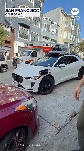 Waymo cars in apparent ‘standoff’ cause traffic jam in San Francisco