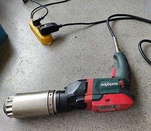 [Hot Item] ETW Digital Torque Wrench with Bolt Torque Comparison Table