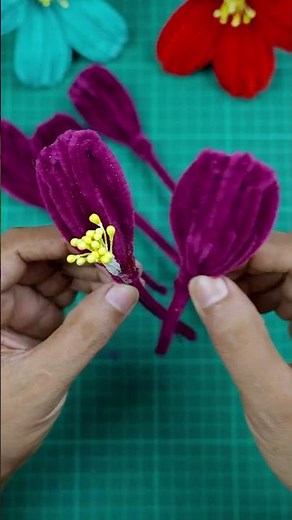 Pipe Cleaner Crafts - How to Make a Flower With Pipe Cleaners - DIY Unique Craft Tutorial