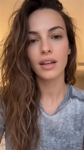 Emma Carter on Instagram: "Shhhh..."