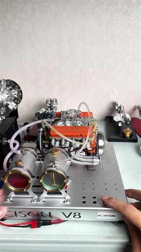 Discover the Maximum RPM of This V8 Mini Engine