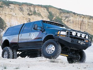 2000 Ford F-350 Super Duty 4x4 - Goin' On Safari