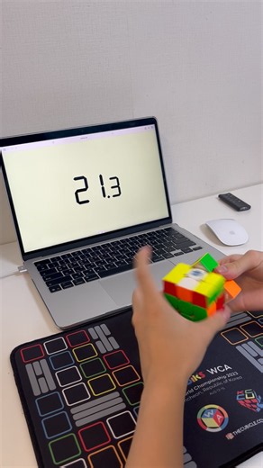 오랜만에 맞추는 333 큐브 실력