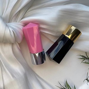 [Hot Item] Luxury Perfume Bottle Cap, Unique Pentagonal Plastic Perfume Bottle Lid