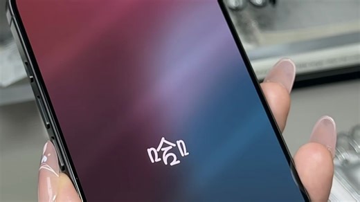 Unboxing 一箱四台iPhone16pro📷谁懂 沉浸式开箱四台iPhone 16 Pro！ 新机撕膜爽过拆快递📦 这质感…库克这次真的掏空我钱包