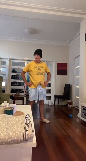 The dynamic between my parents is 💫 sarcasm 🧚‍♀️ at its finest #dad #mum #fyp #xyzbca #foru #viral #foryoupage #lol #dadsoftiktok #viralvideo #fy
