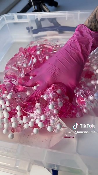 Discover Crunchy Clear Slime for Bubble Fun