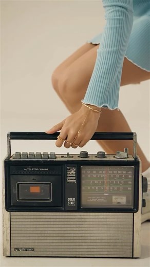 BLUESTONE | Fine Jewellery on Instagram: "Polished to move with you. ✨🟡 Moda Beads by BlueStone. Link in bio. . . . . . (women jewelry, women jewellery, ladies jewelry, womens accessories, gold jewelry for women, modern gold jewelry, minimal gold jewelry, spherical jewelry design, moda beads collection, contemporary jewelry, luxury jewelry for women, bluestone jewelry, designer jewelry)"